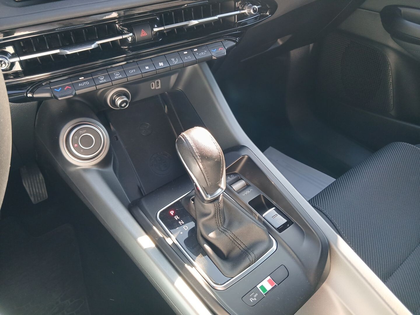 Alfa Romeo Tonale - zdjęcie 19