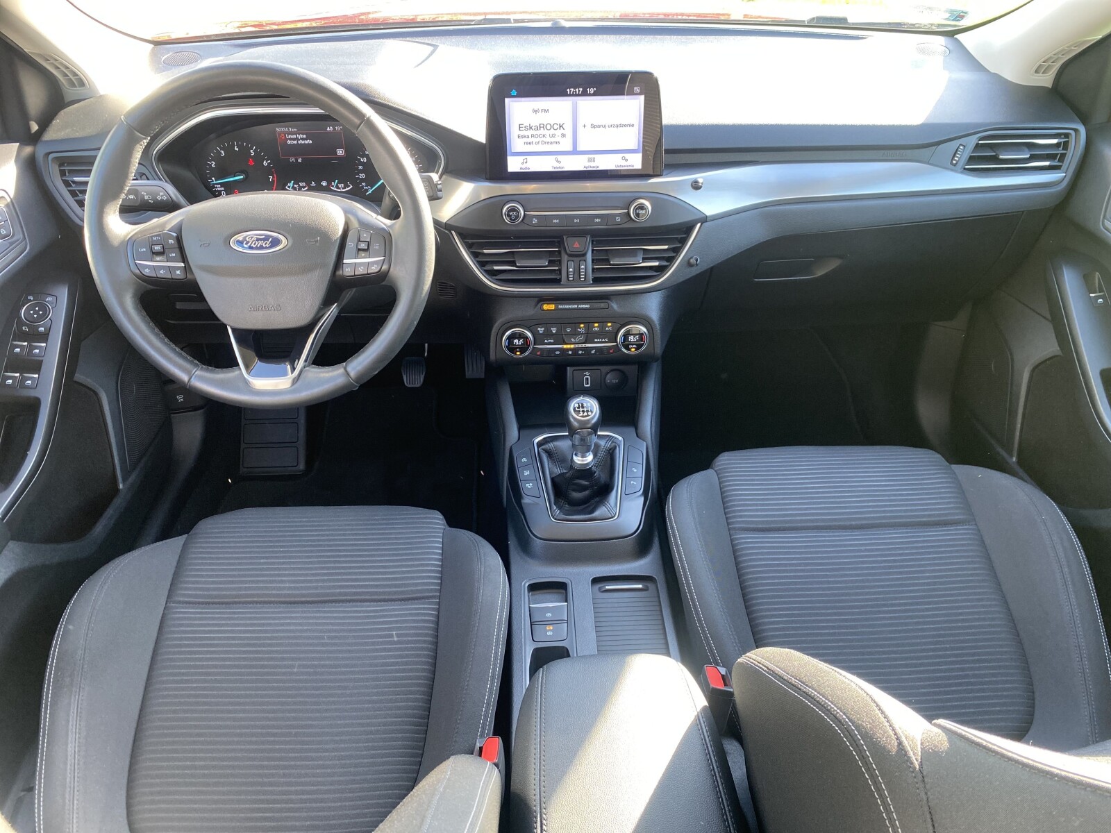 Ford Focus - zdjęcie 13