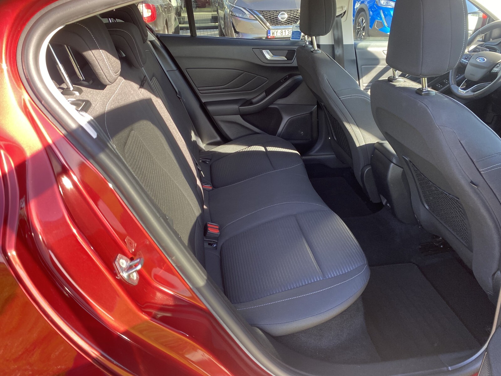 Ford Focus - zdjęcie 14