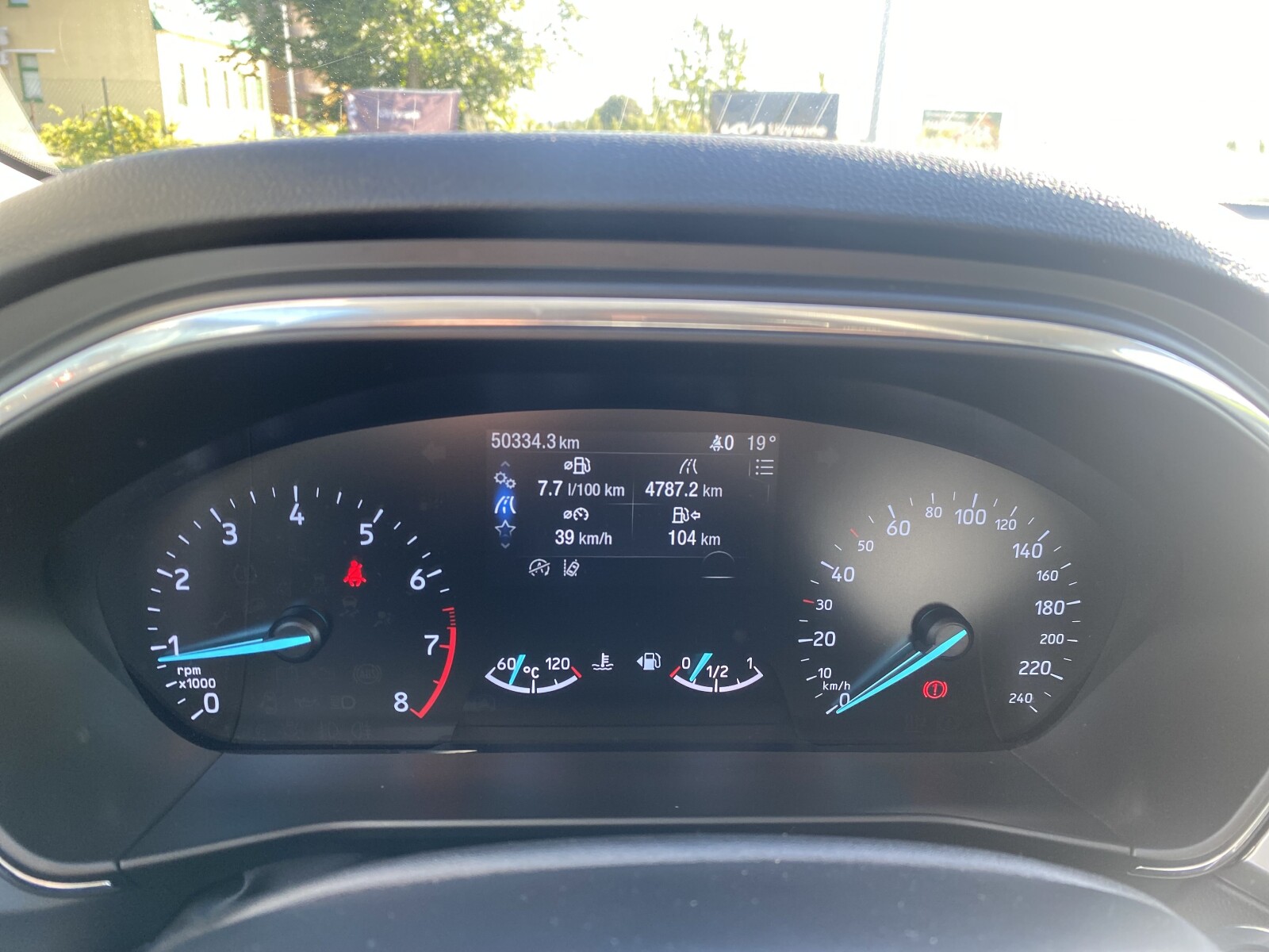 Ford Focus - zdjęcie 19