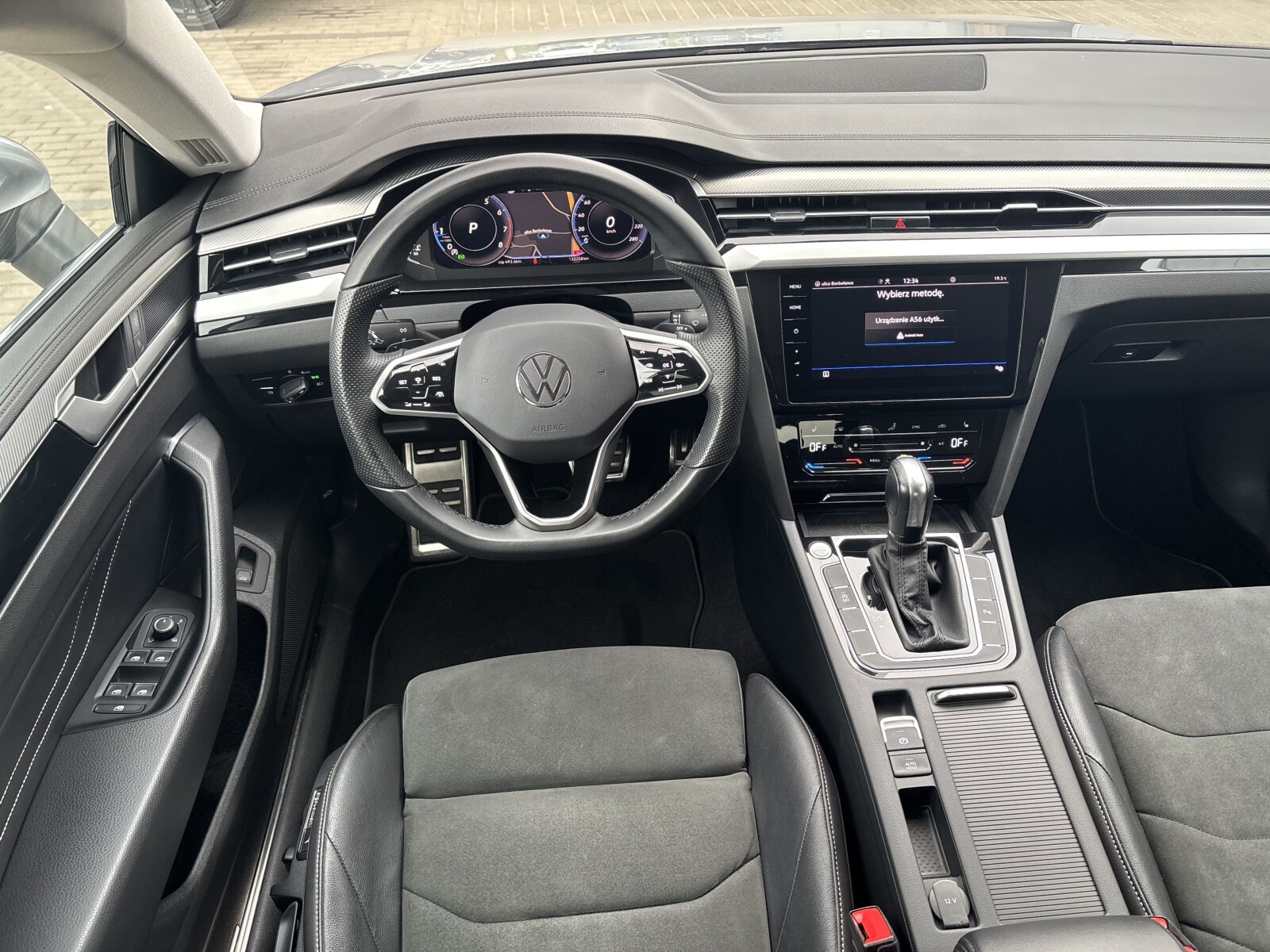 Volkswagen Arteon - zdjęcie 16