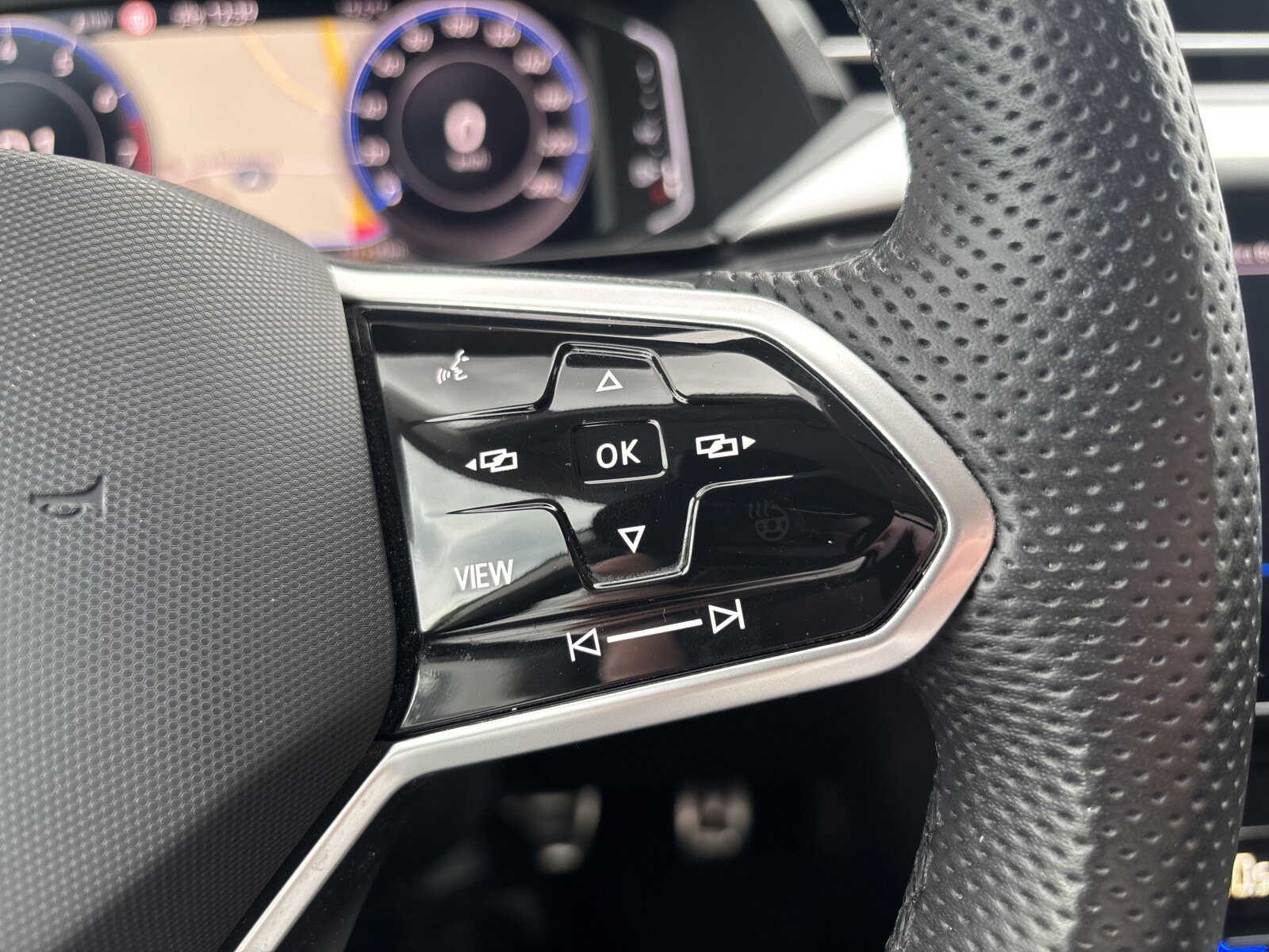 Volkswagen Arteon - zdjęcie 30