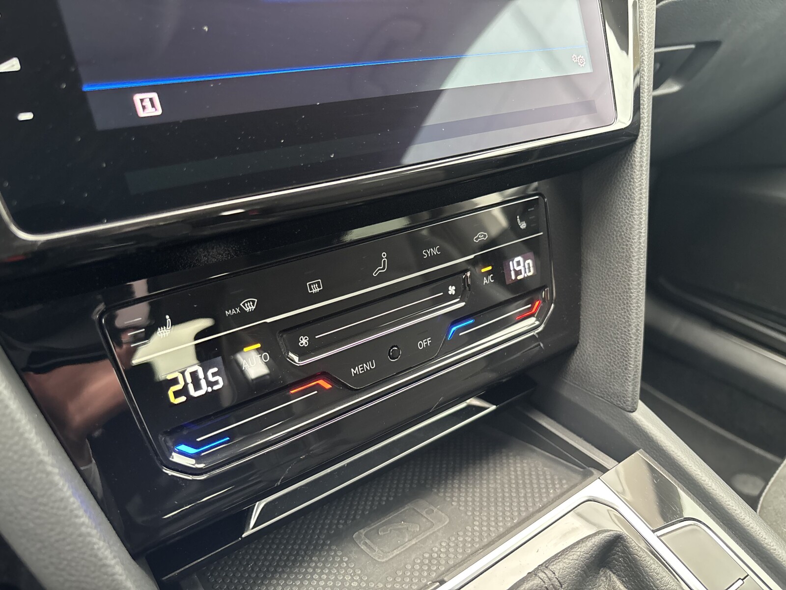 Volkswagen Arteon - zdjęcie 28