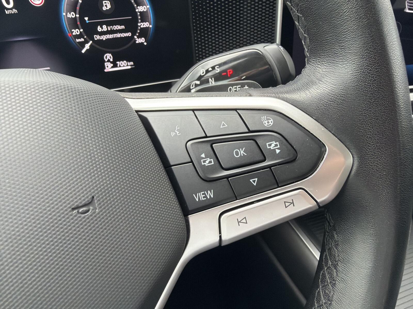 Volkswagen Passat Variant - zdjęcie 17