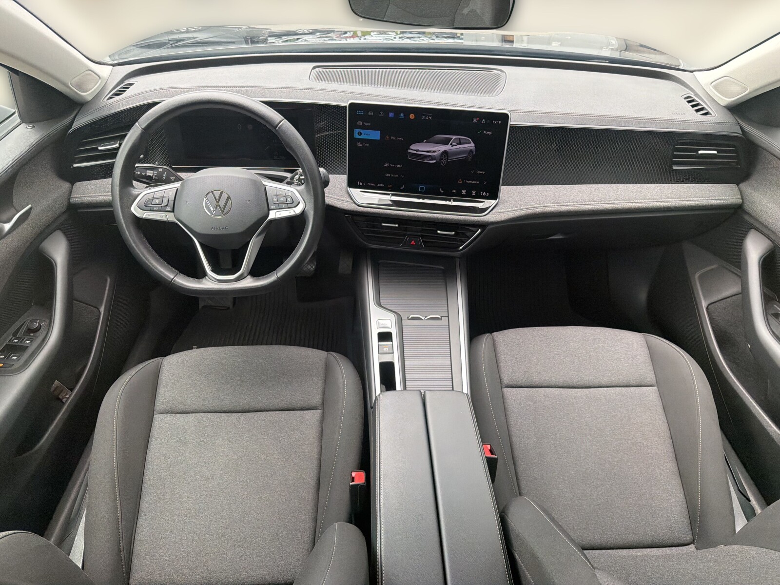 Volkswagen Passat Variant - zdjęcie 15