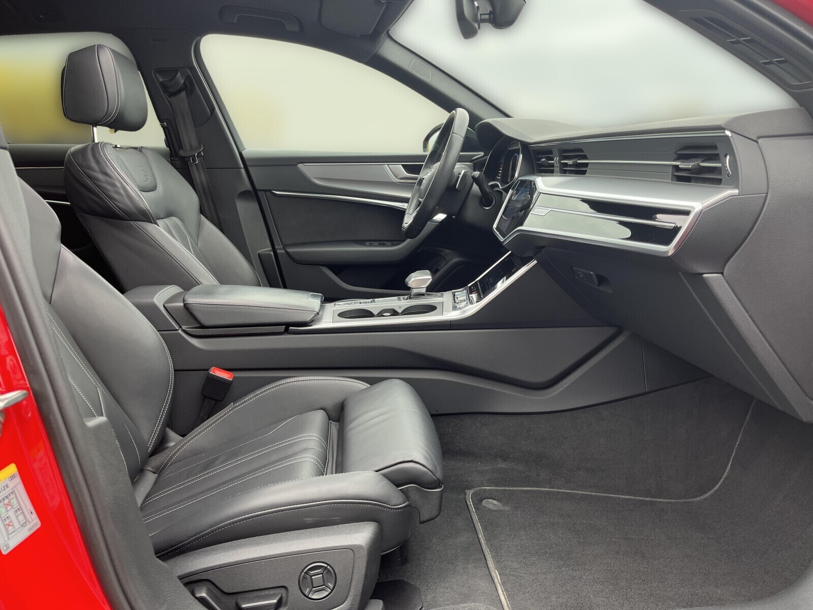 Audi A6 Avant - zdjęcie 16