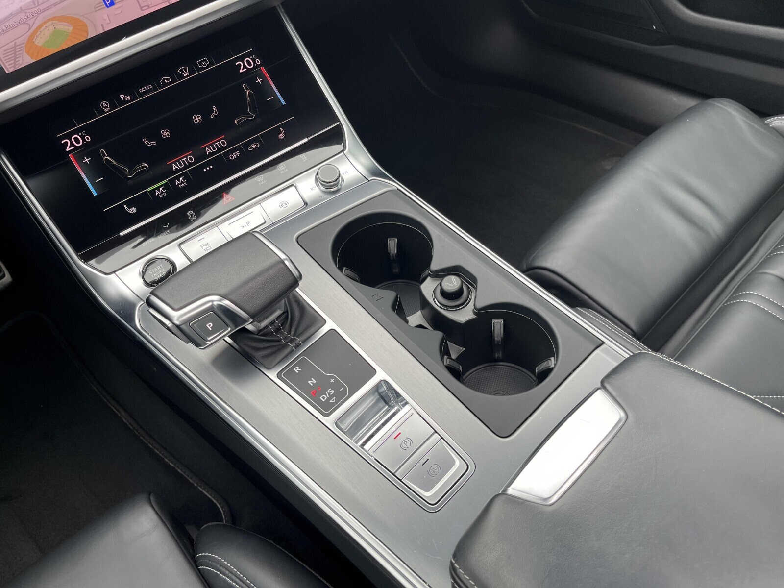 Audi A6 Avant - zdjęcie 22