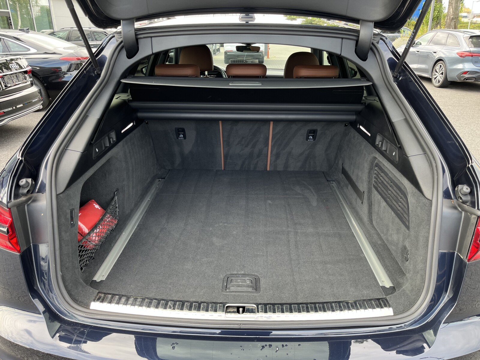 Audi A6 allroad - zdjęcie 9