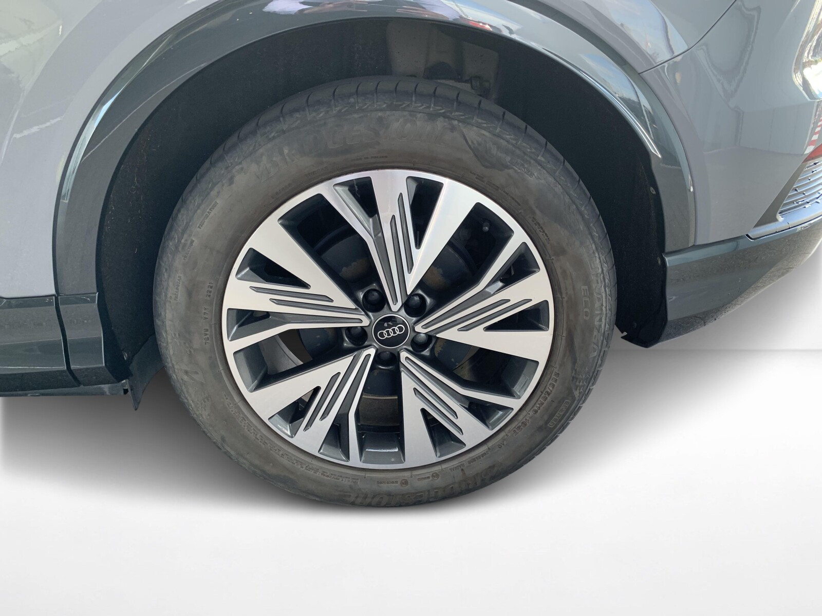 Audi Q4 Sportback - zdjęcie 9