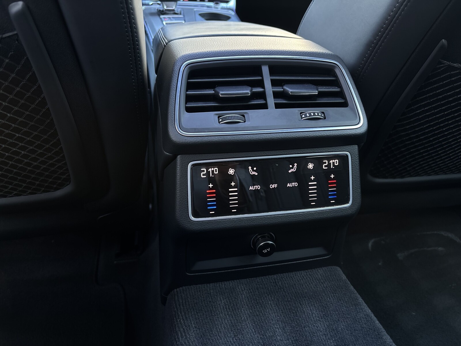 Audi A6 Avant - zdjęcie 32