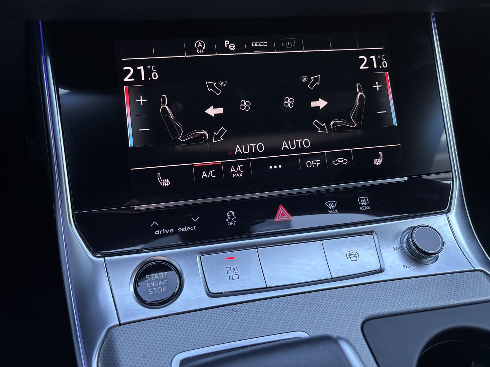 Audi A6 Avant - zdjęcie 17