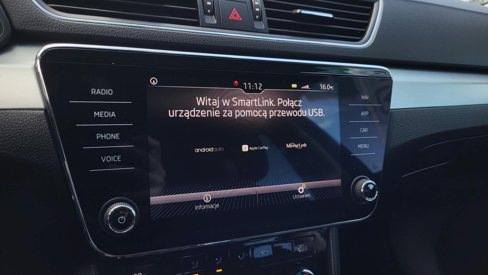 Škoda Superb - zdjęcie 32