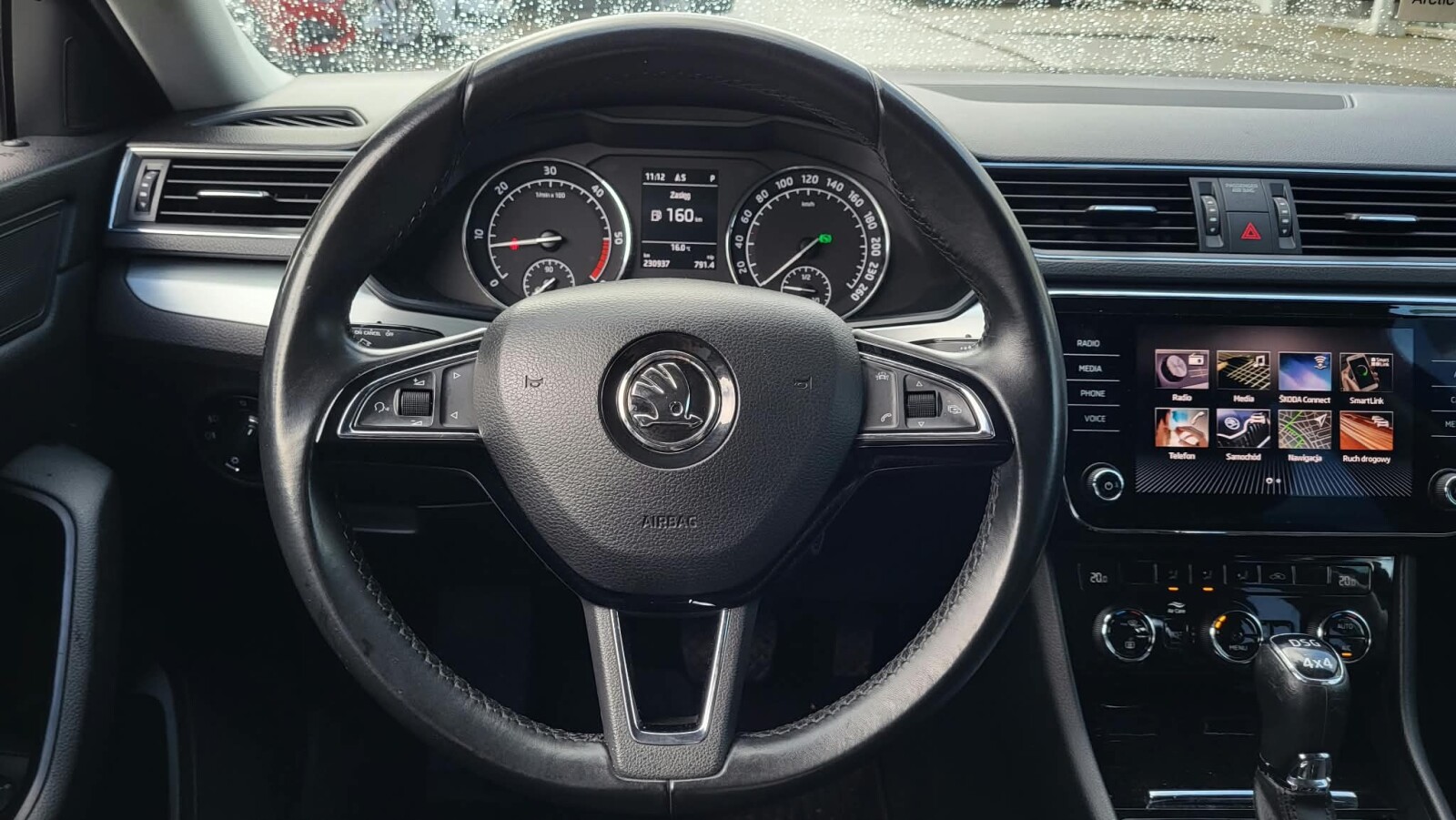 Škoda Superb - zdjęcie 18