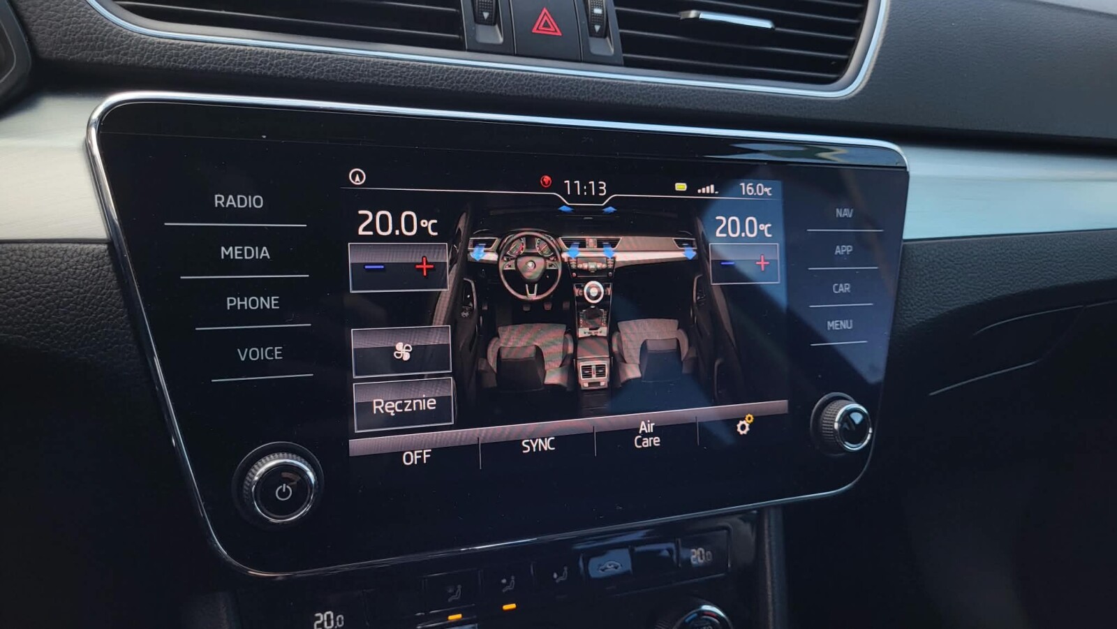 Škoda Superb - zdjęcie 23