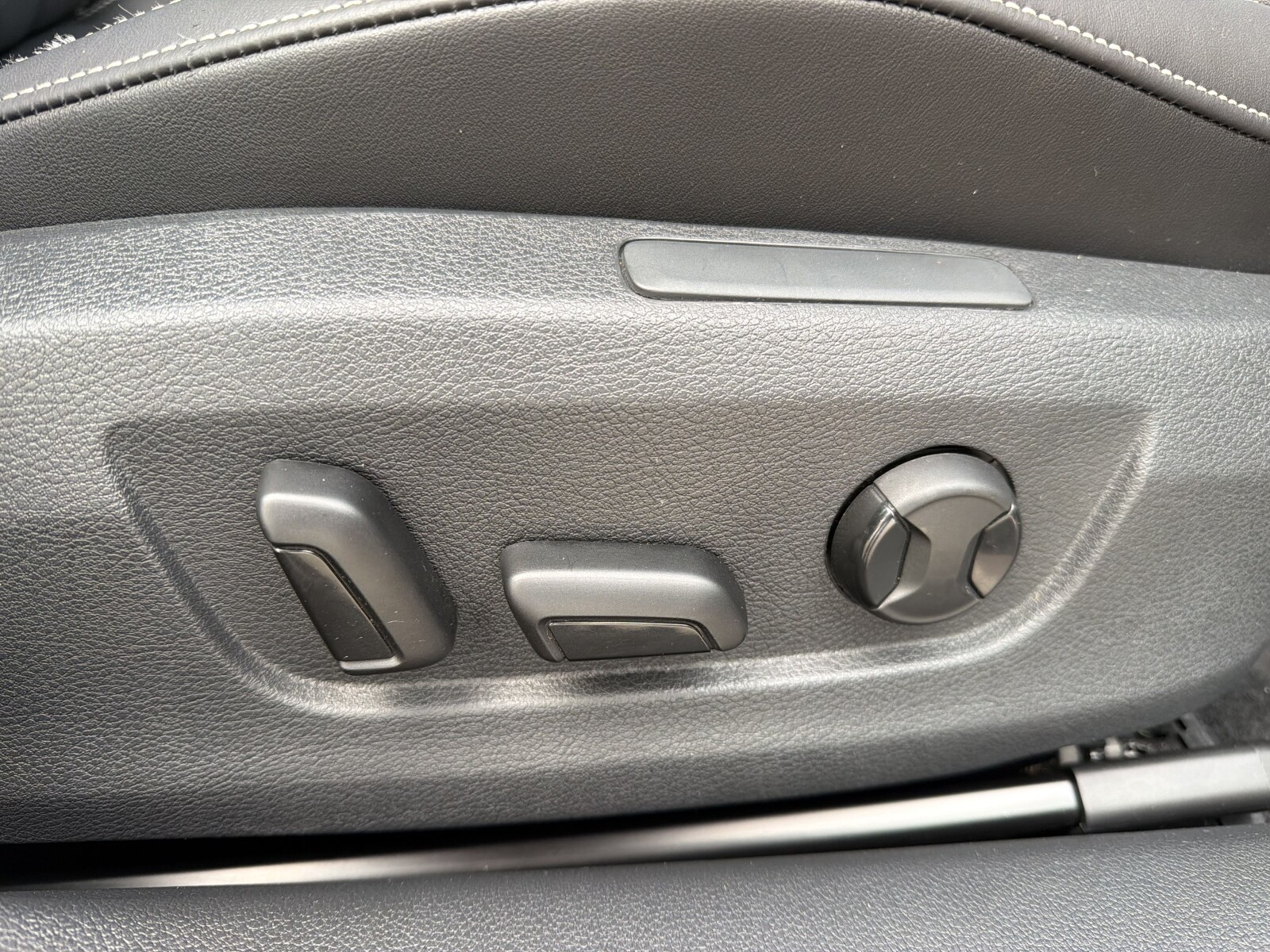 Škoda Superb Combi - zdjęcie 19