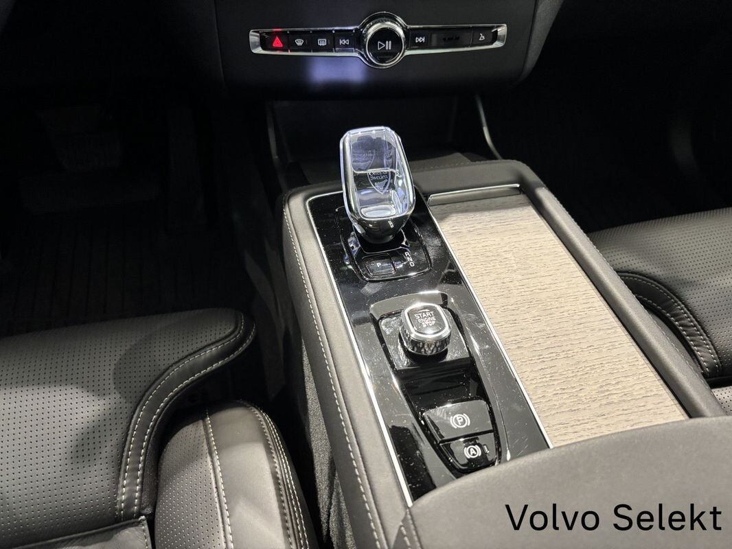 Volvo XC 90 - zdjęcie 10