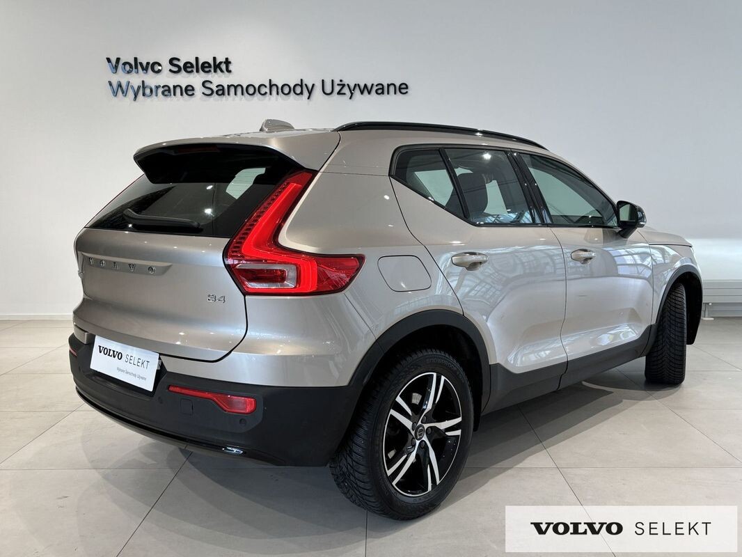 Volvo XC 40 - zdjęcie 23