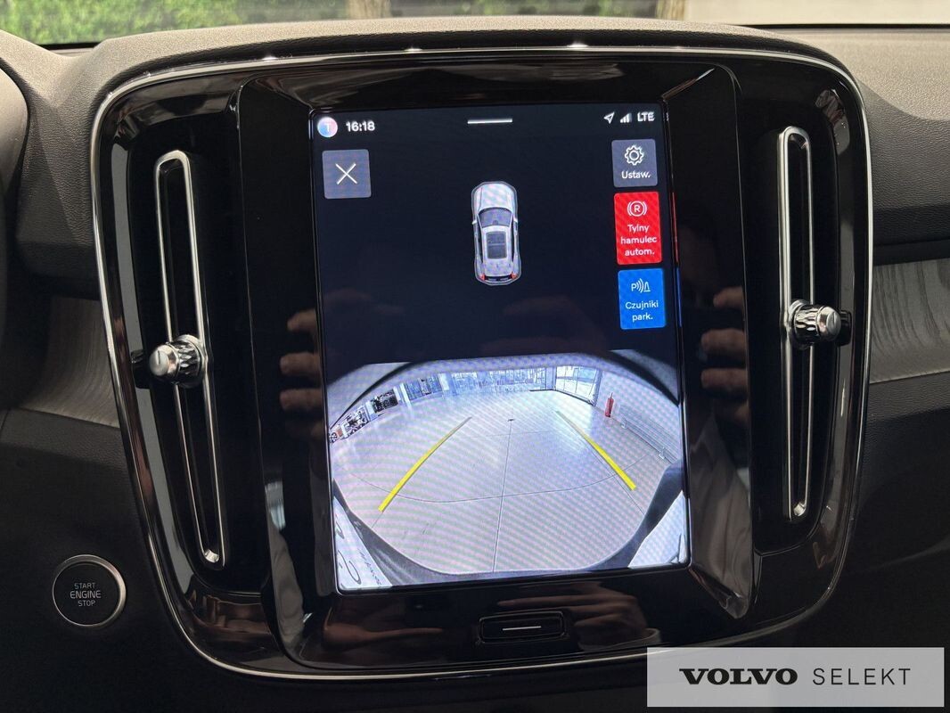 Volvo XC 40 - zdjęcie 14
