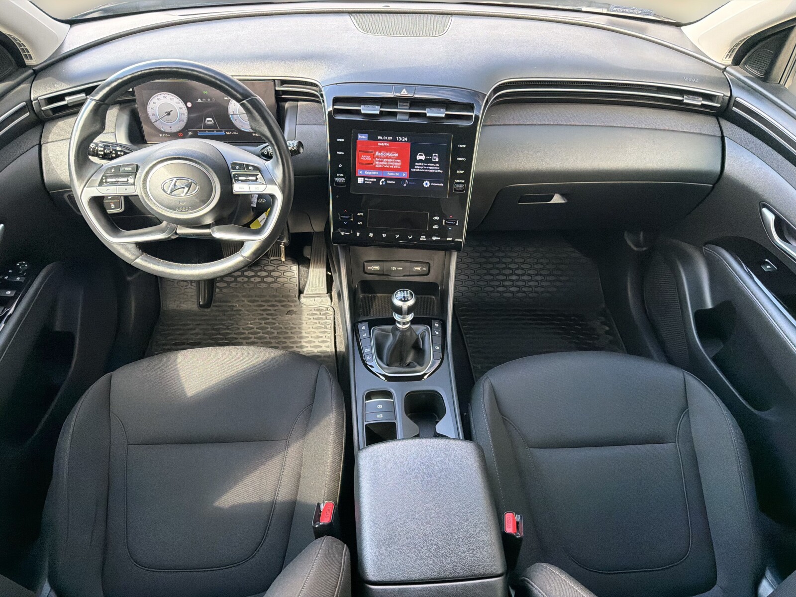 Hyundai Tucson - zdjęcie 20