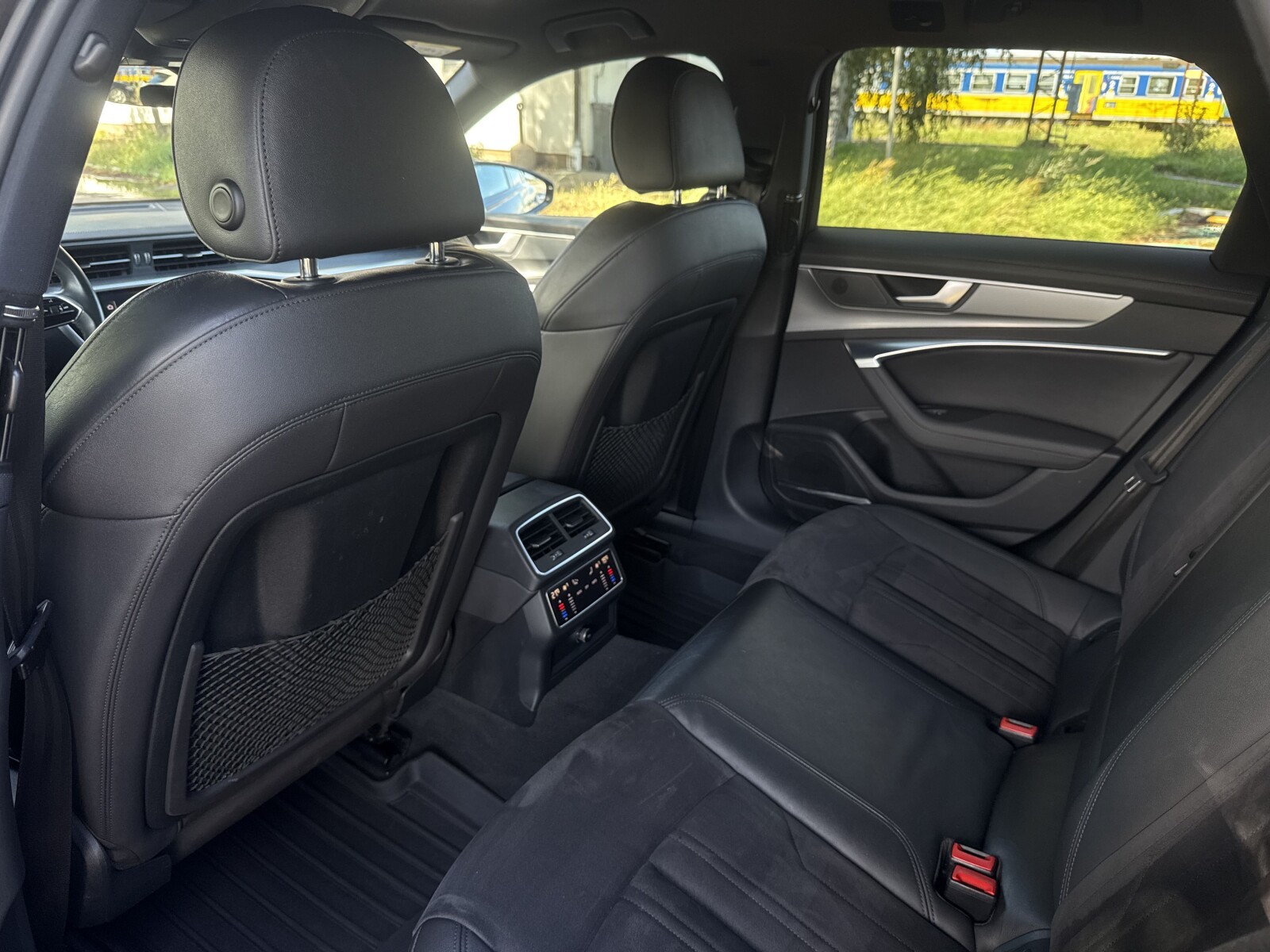 Audi A6 allroad - zdjęcie 32