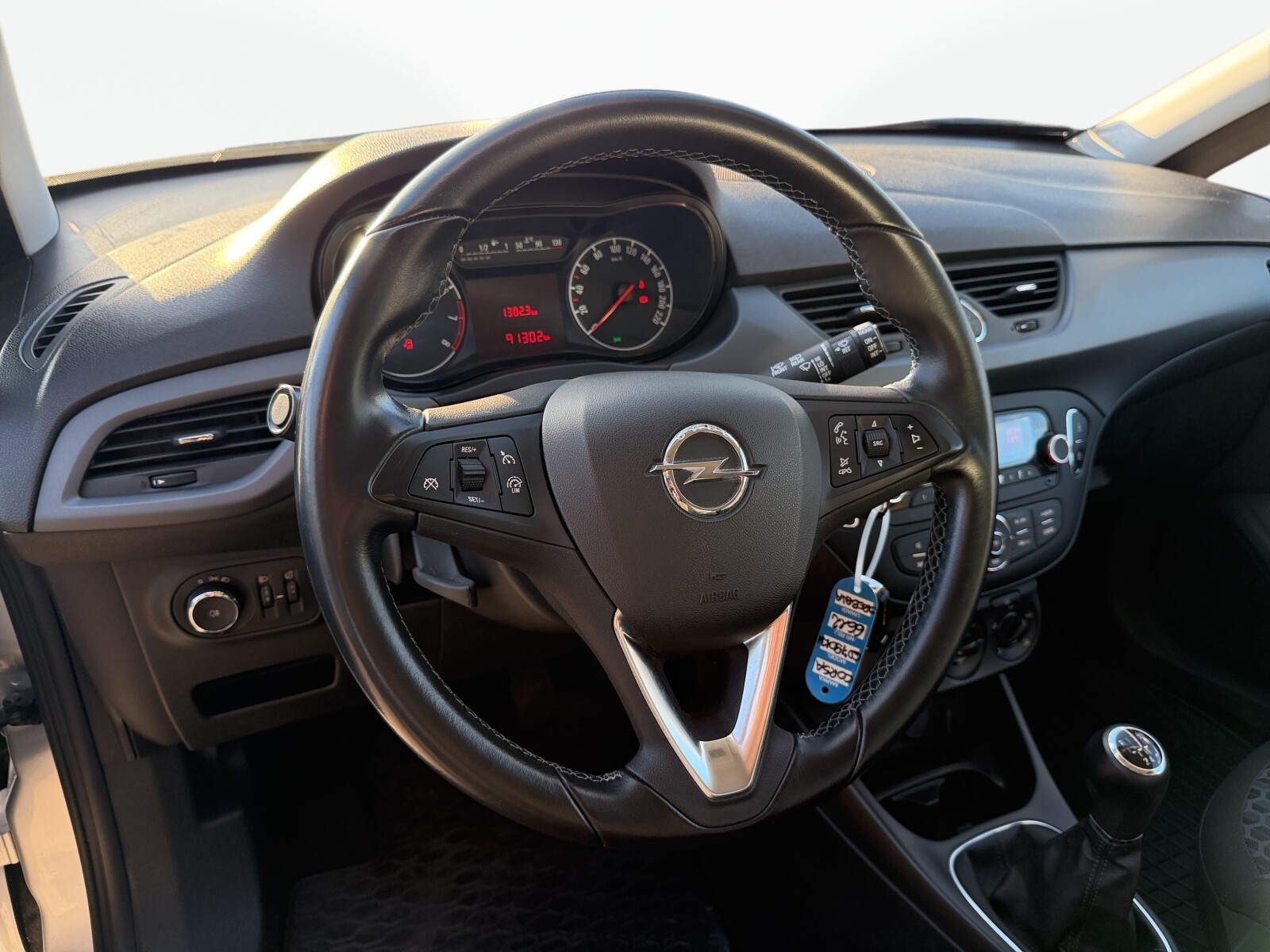 Opel Corsa - zdjęcie 10
