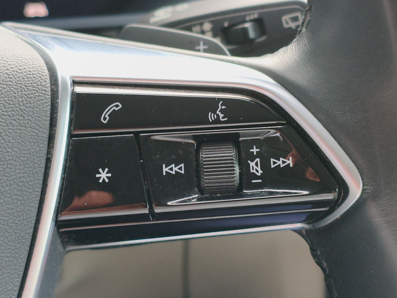 Audi e-tron - zdjęcie 17