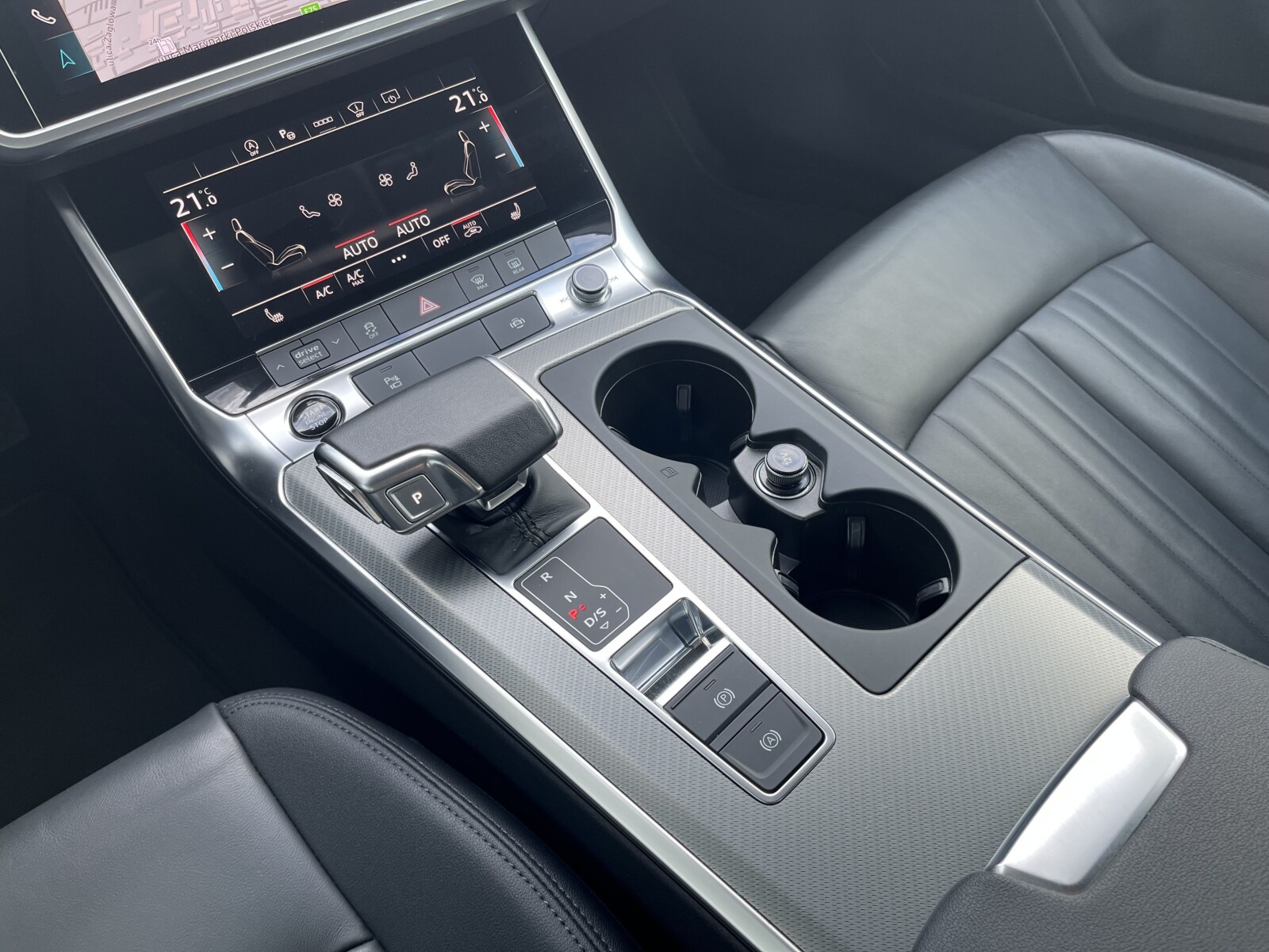 Audi A6 Avant - zdjęcie 23