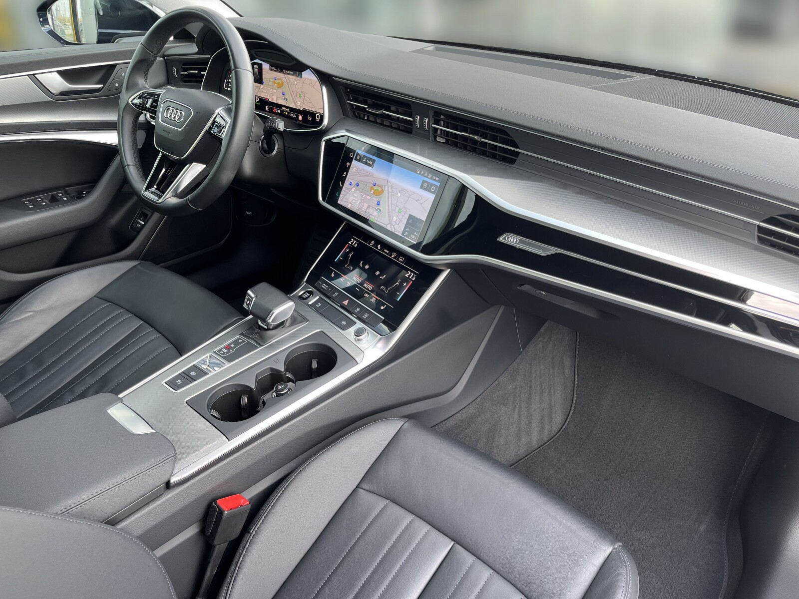 Audi A6 Avant - zdjęcie 18