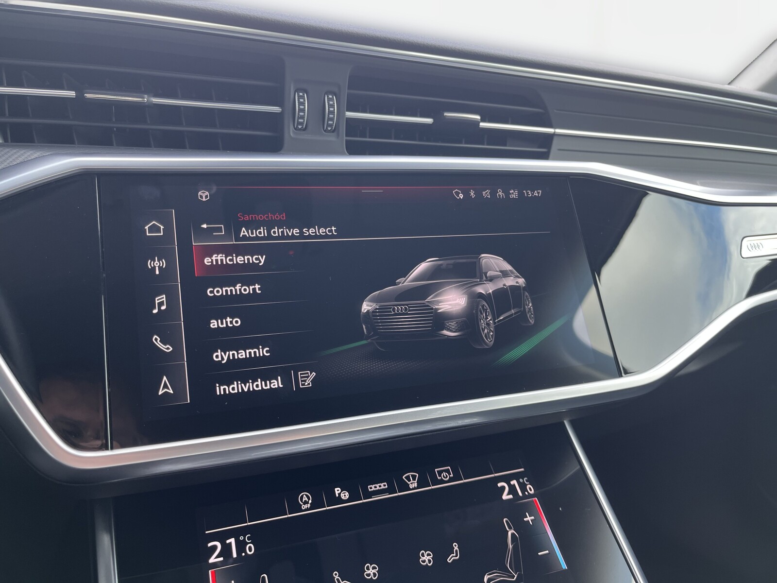 Audi A6 Avant - zdjęcie 32