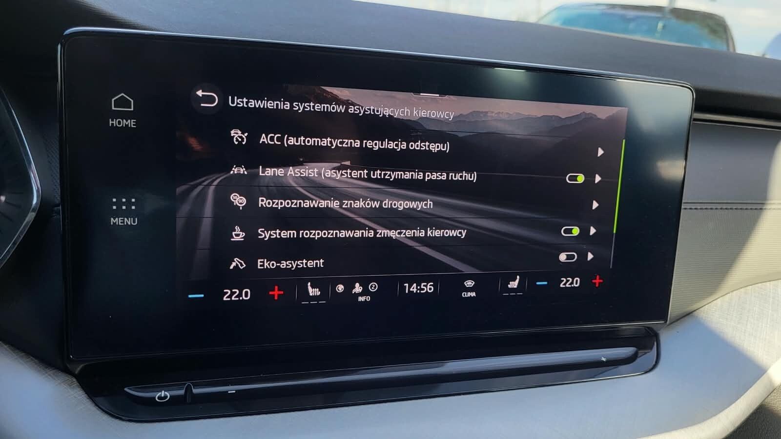 Škoda Octavia Combi - zdjęcie 30