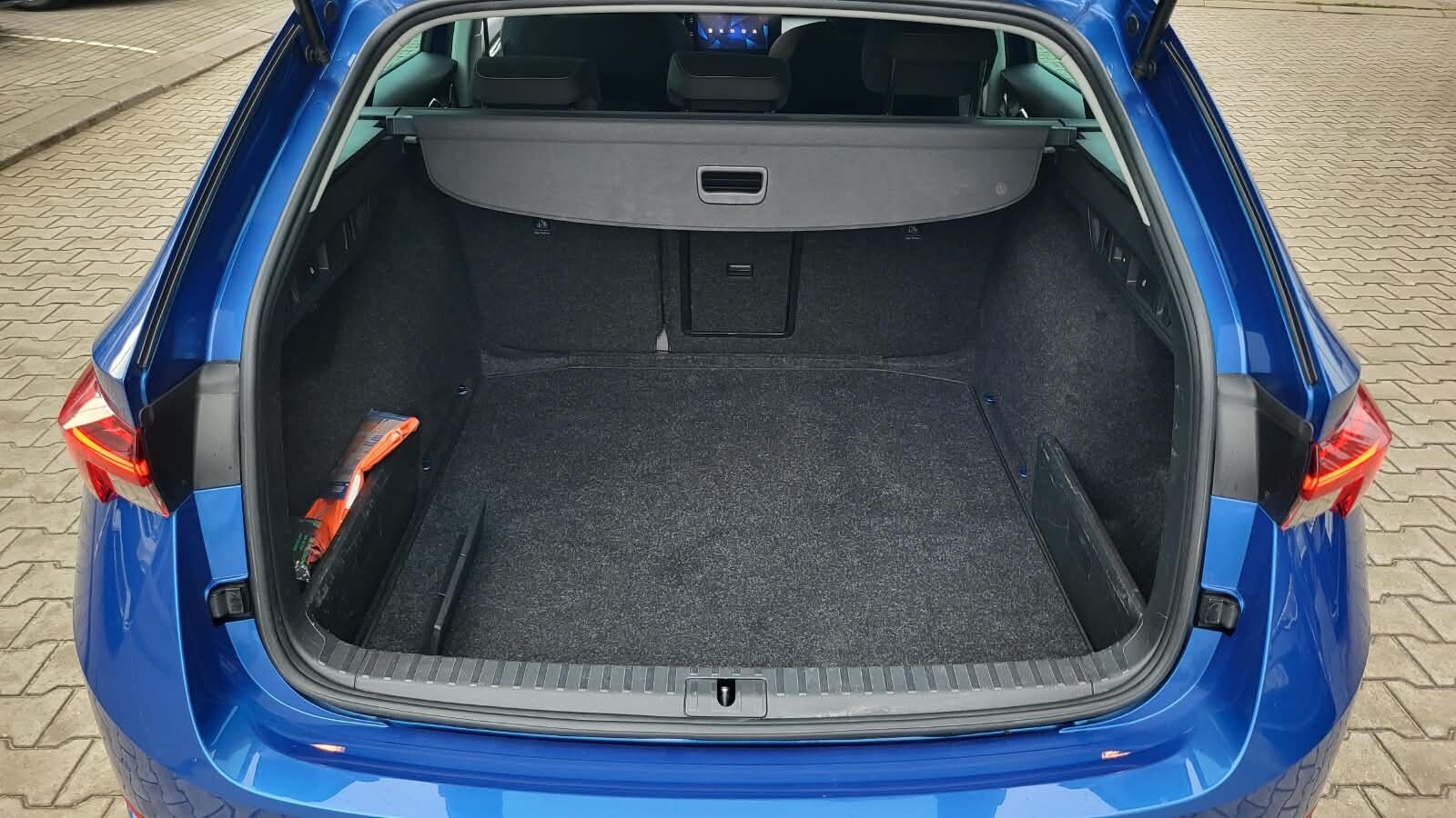 Škoda Octavia Combi - zdjęcie 14
