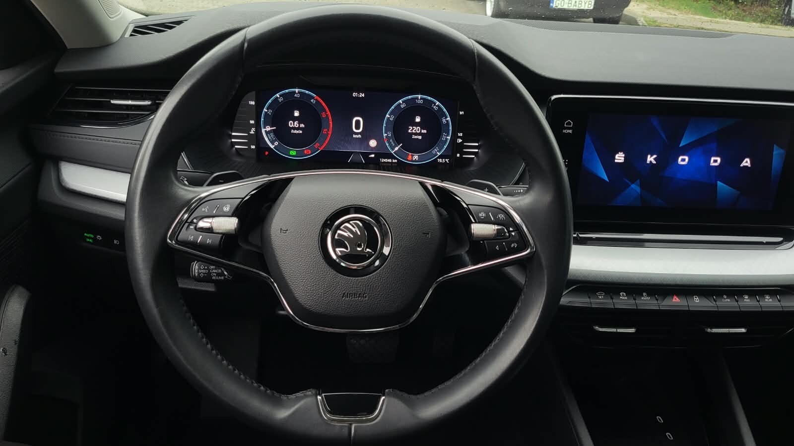Škoda Octavia Combi - zdjęcie 21