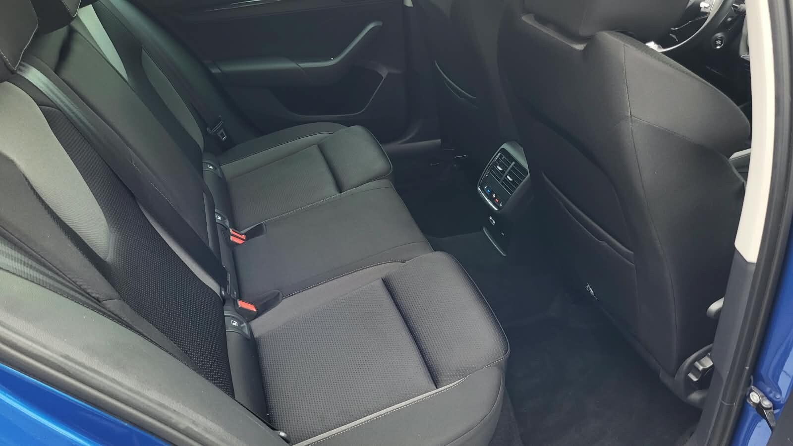 Škoda Octavia Combi - zdjęcie 17