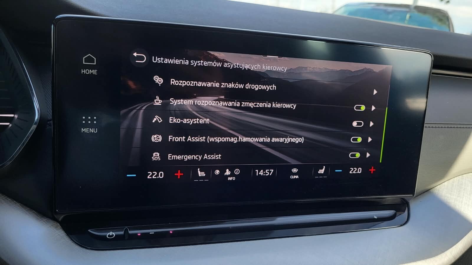 Škoda Octavia Combi - zdjęcie 31