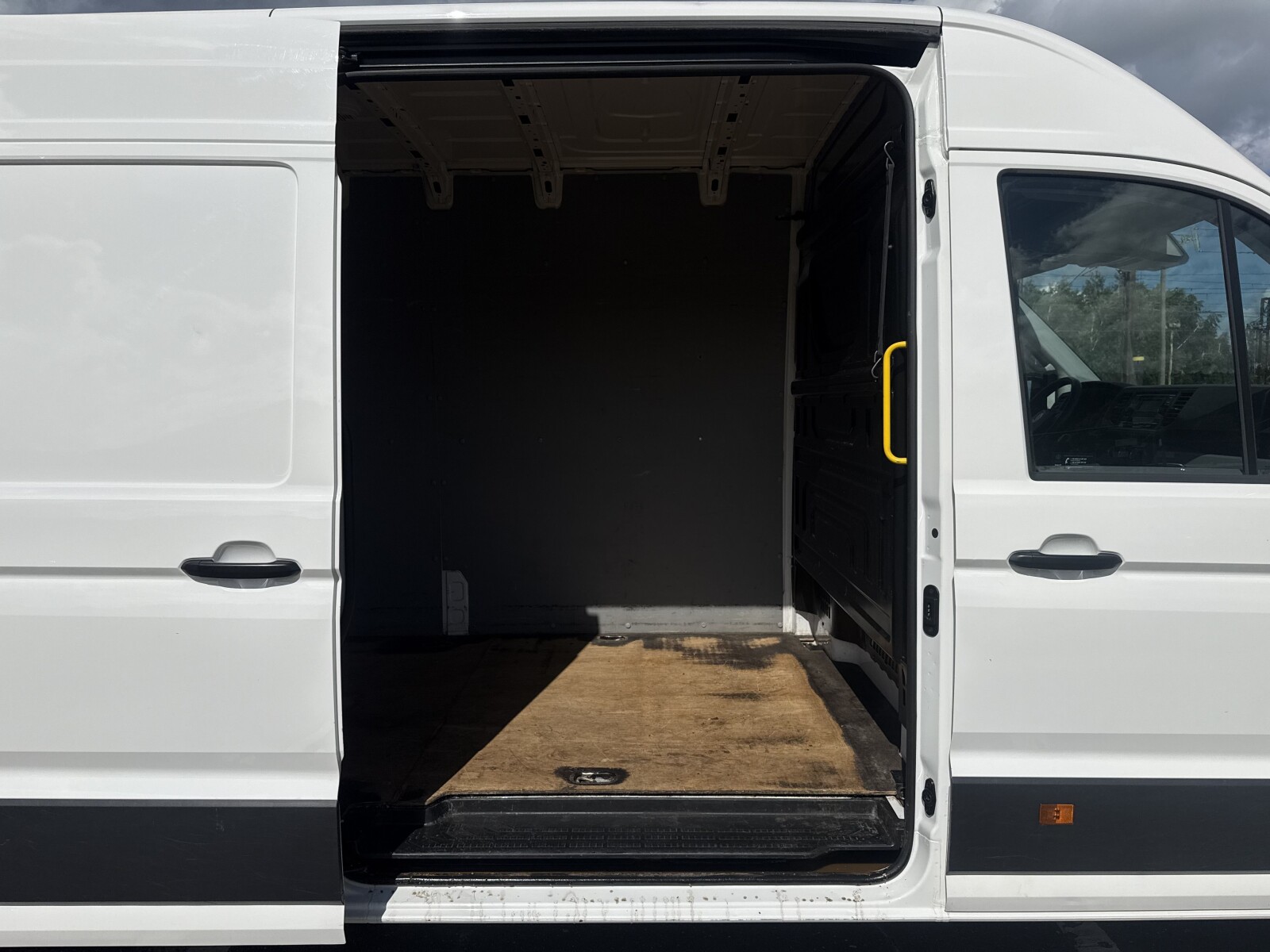 Volkswagen Crafter - zdjęcie 27