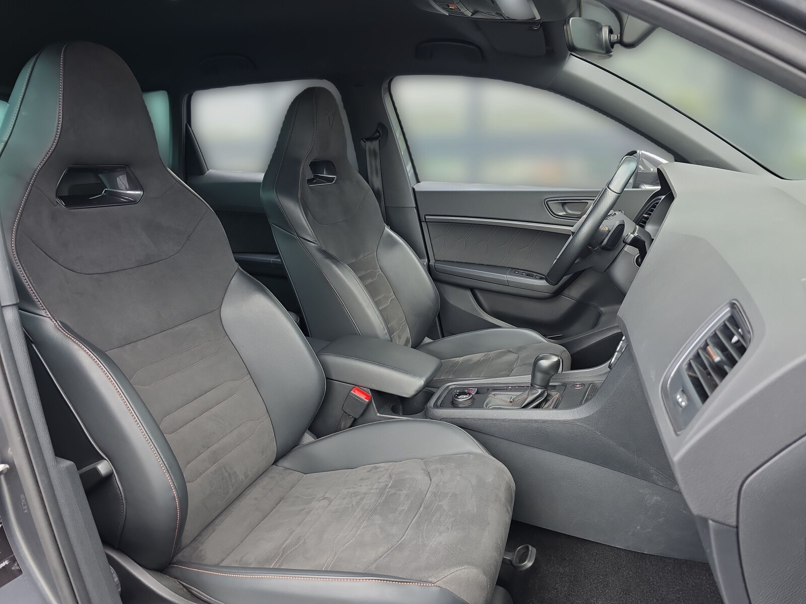 Cupra Ateca - zdjęcie 27