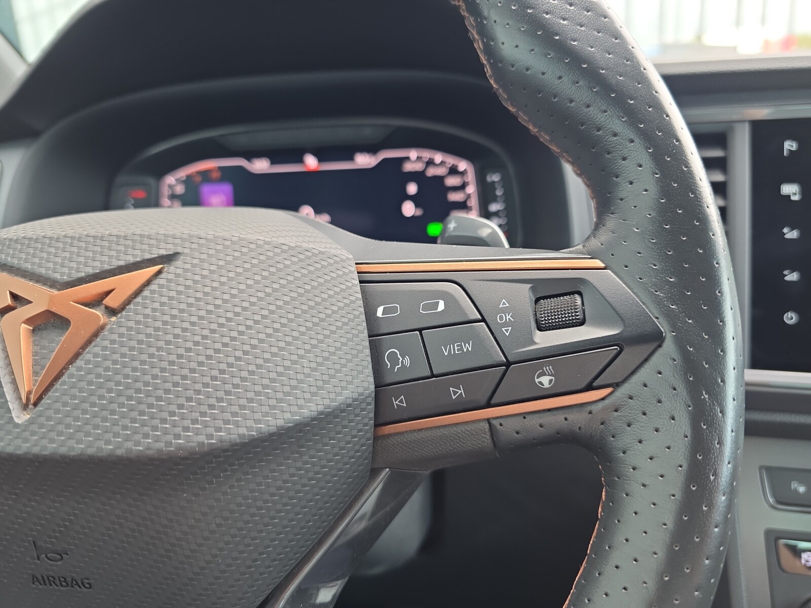 Cupra Ateca - zdjęcie 14