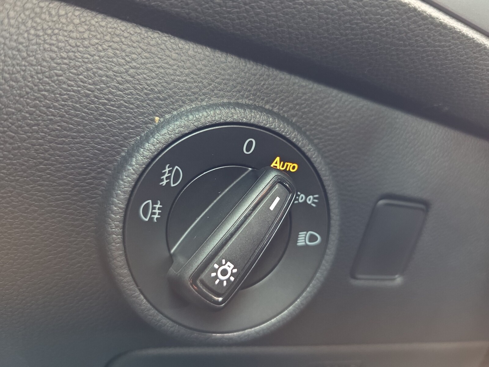 Cupra Ateca - zdjęcie 10