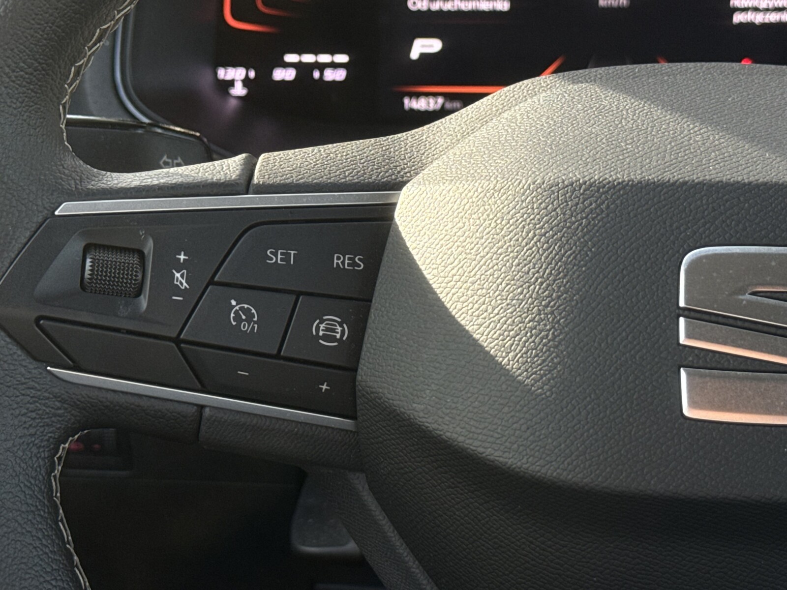 Seat Arona - zdjęcie 12