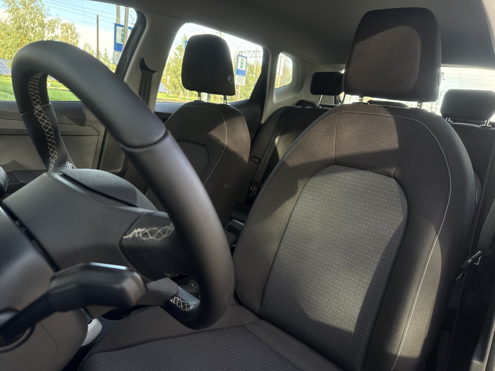 Seat Arona - zdjęcie 8