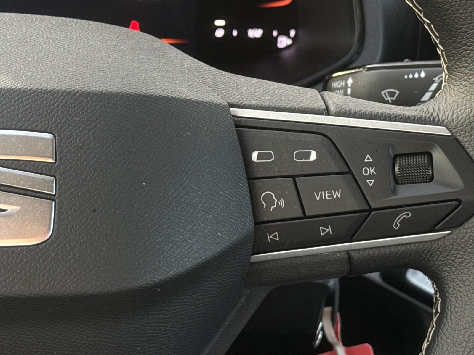 Seat Arona - zdjęcie 13