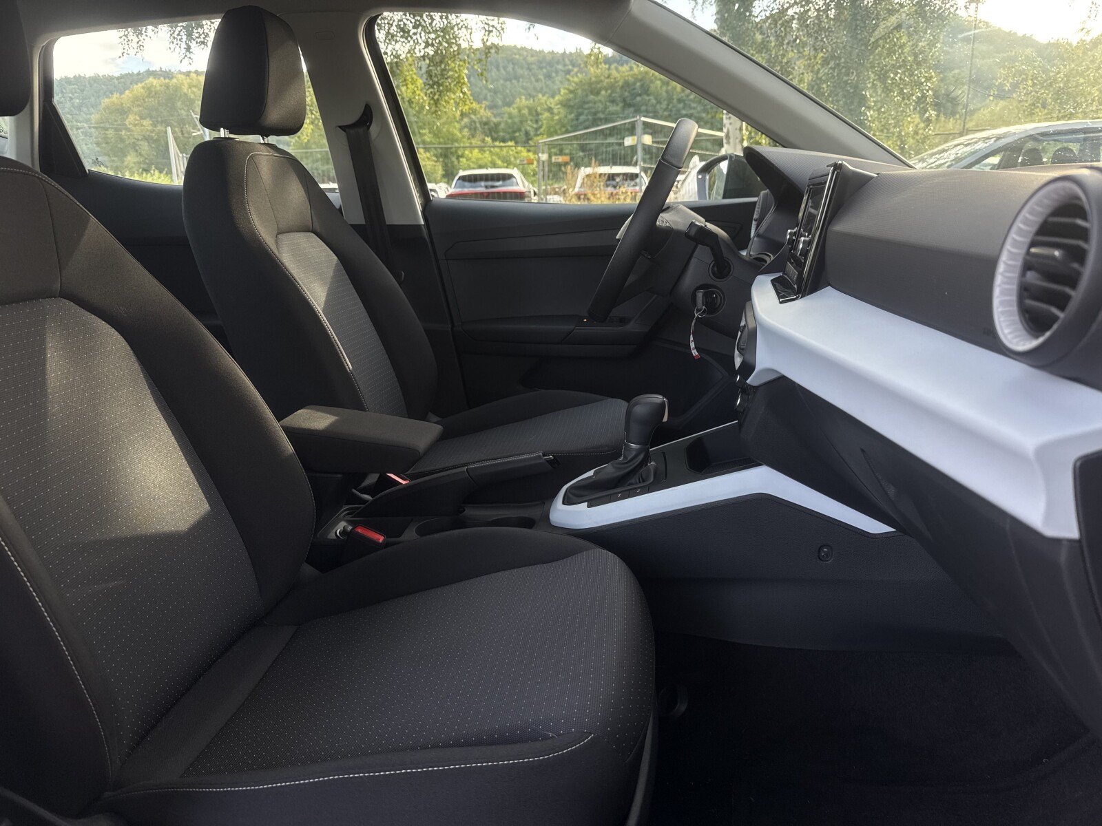 Seat Arona - zdjęcie 9