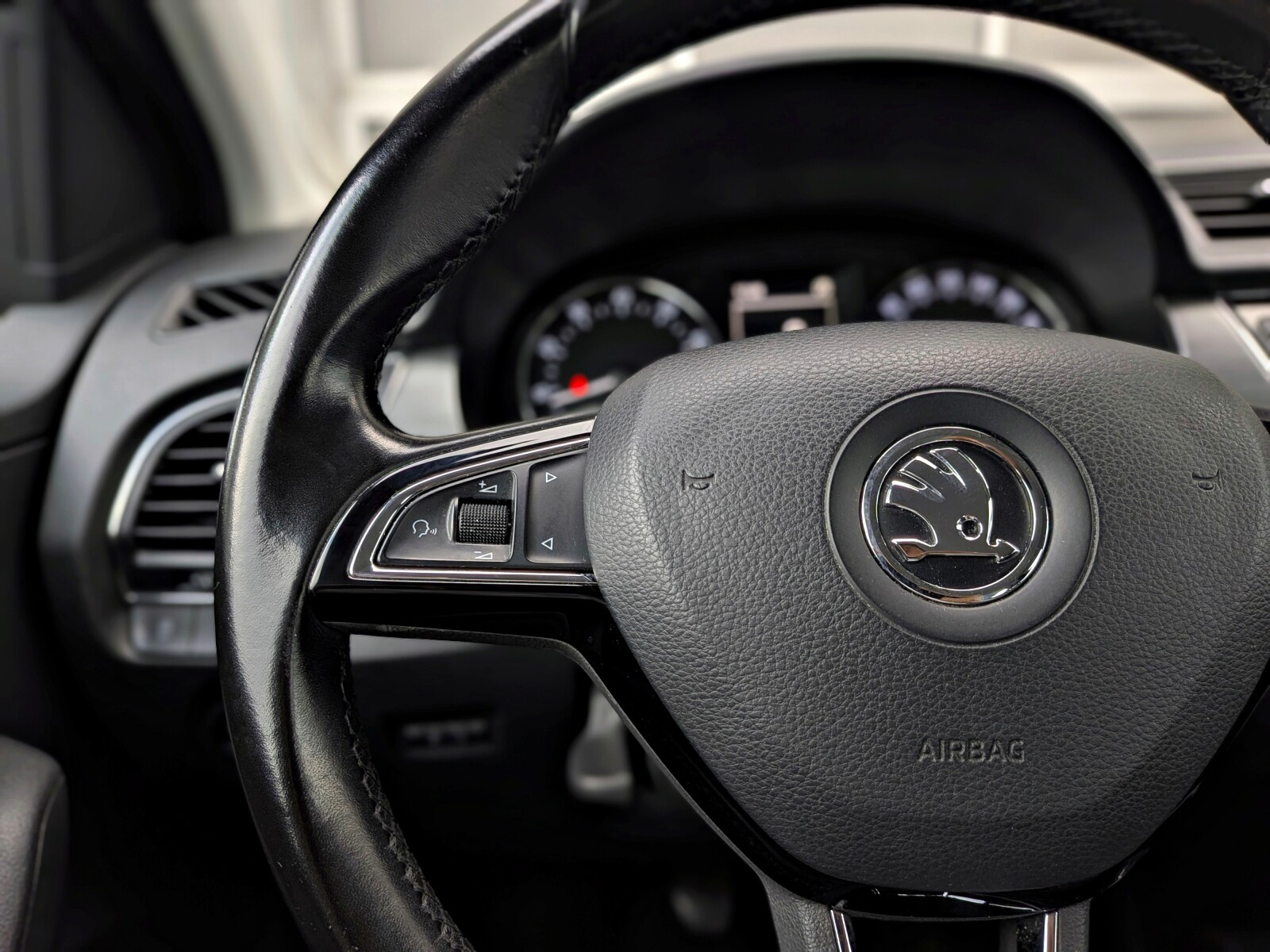 Škoda Fabia - zdjęcie 17