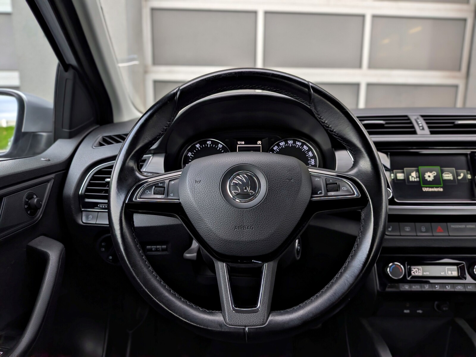 Škoda Fabia - zdjęcie 16