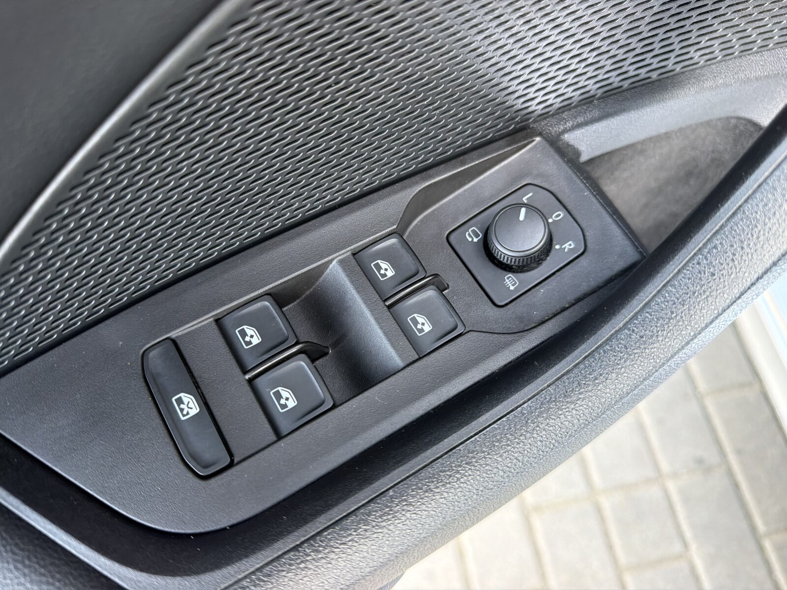 Škoda Octavia Combi - zdjęcie 12