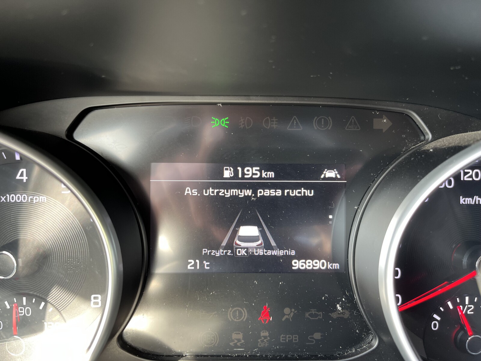 Kia XCeed - zdjęcie 31