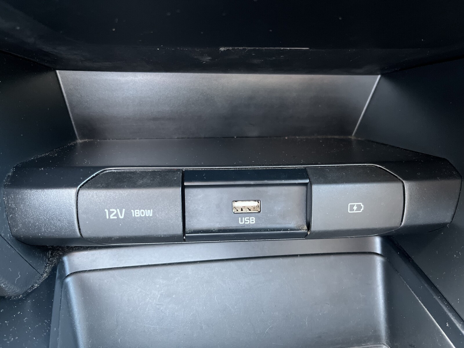 Kia XCeed - zdjęcie 26