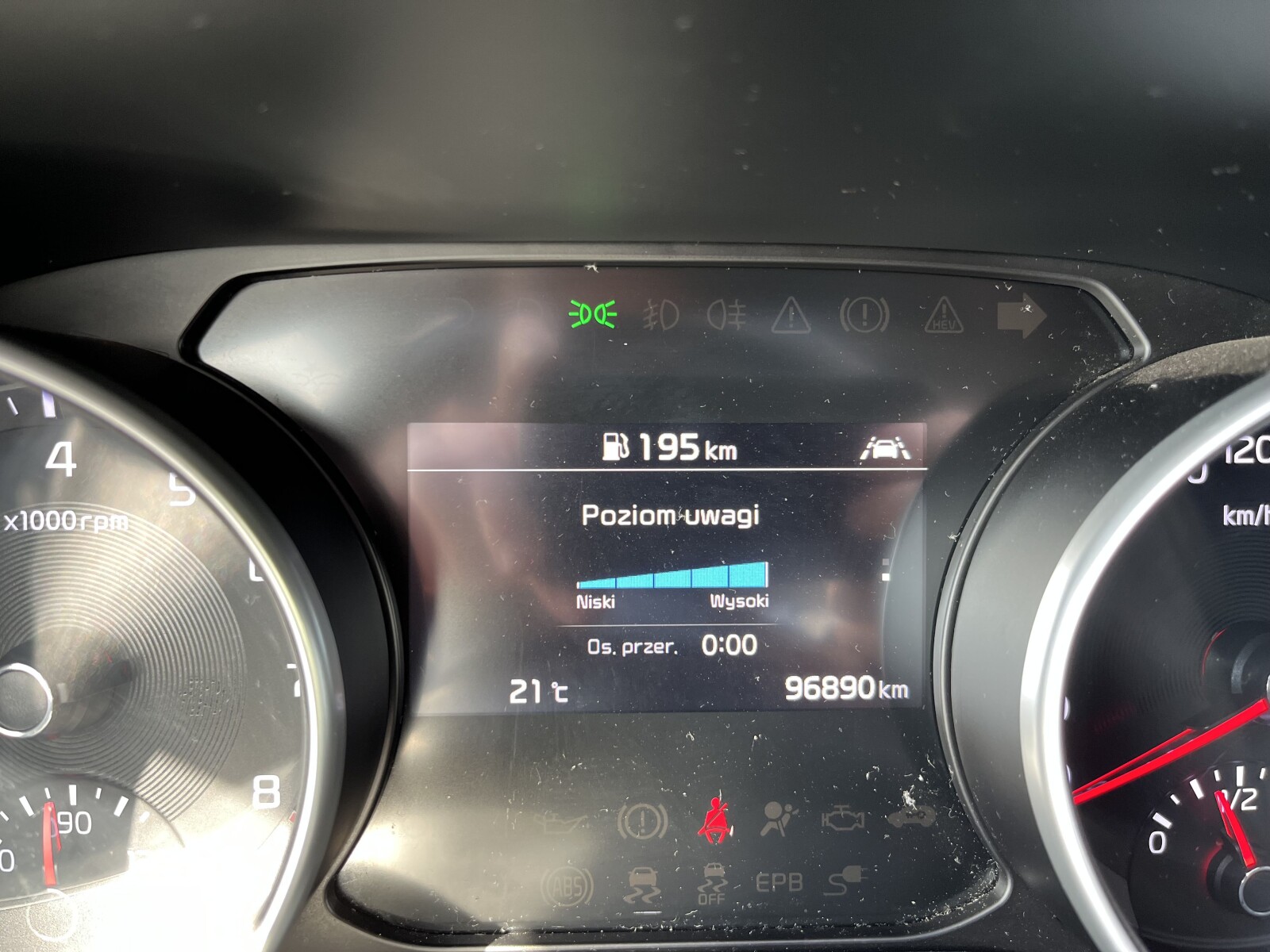 Kia XCeed - zdjęcie 32