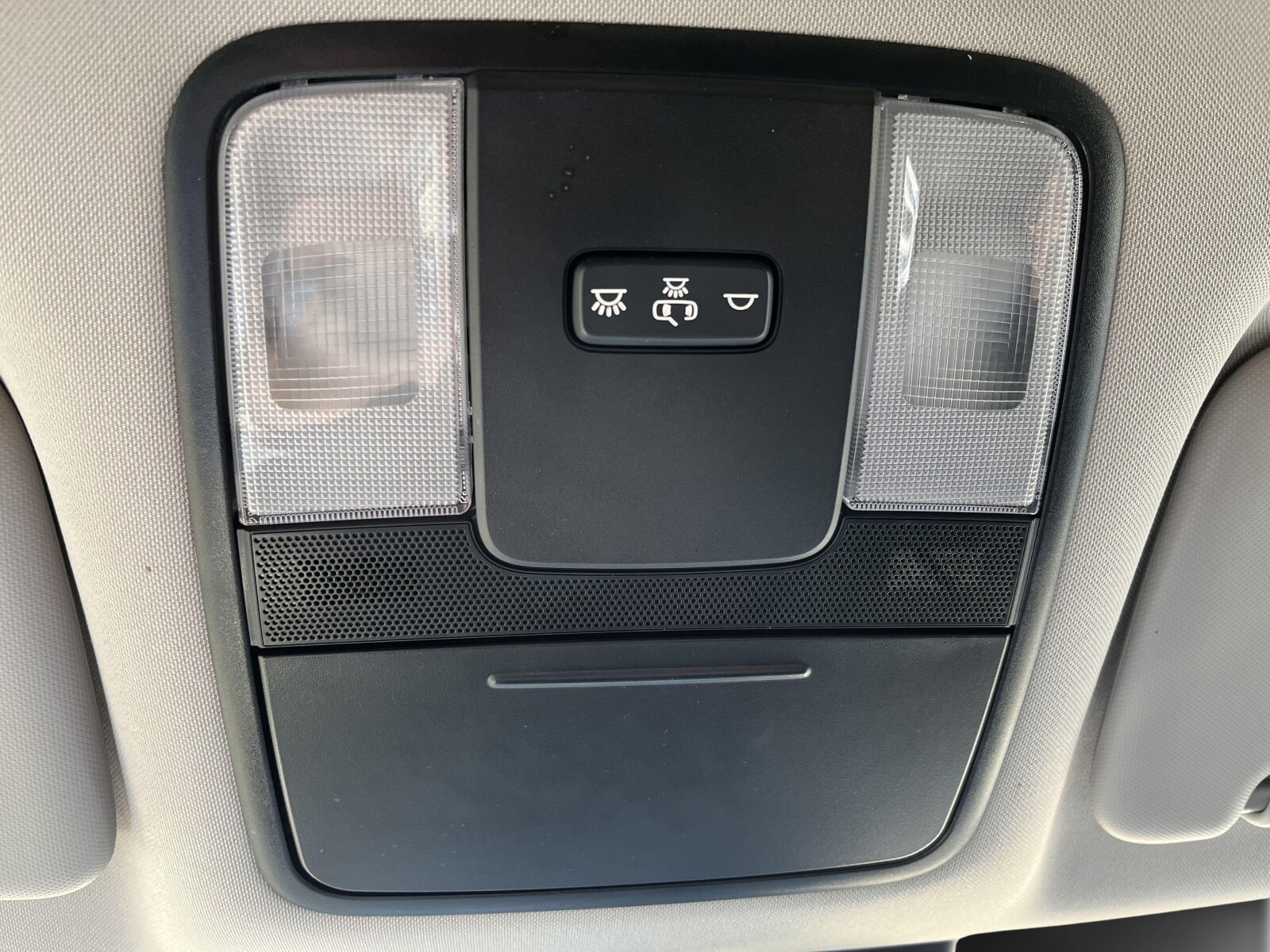 Kia XCeed - zdjęcie 34