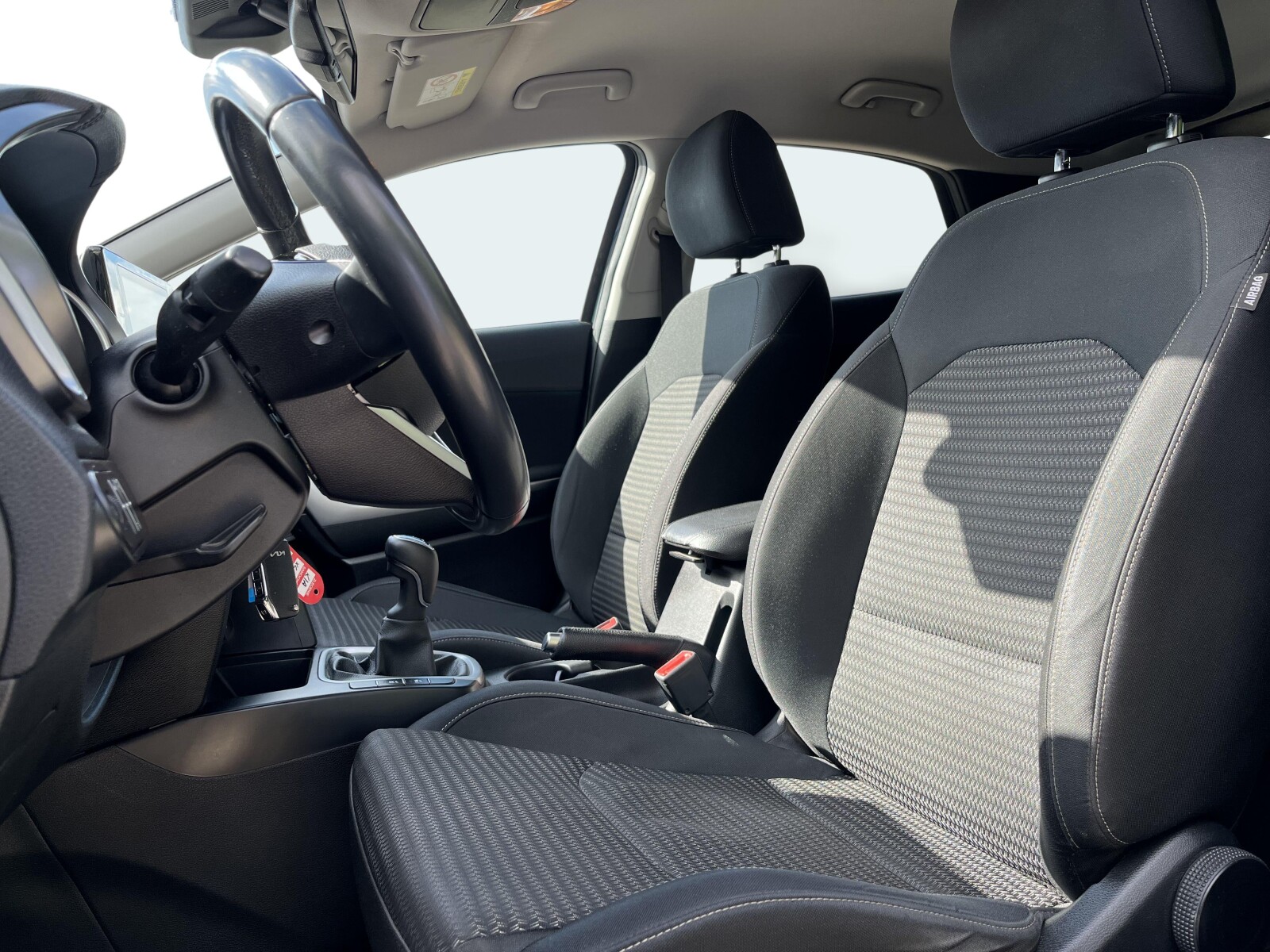 Kia XCeed - zdjęcie 12